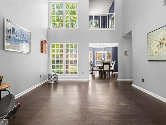 4th image of 3490 Parkbrooke Ln