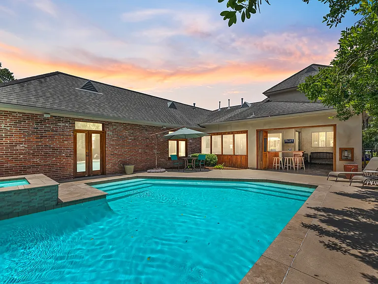118 W Bayou Pkwy — Photo 14