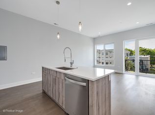 2137 W Madison St #211, Chicago, IL 60612