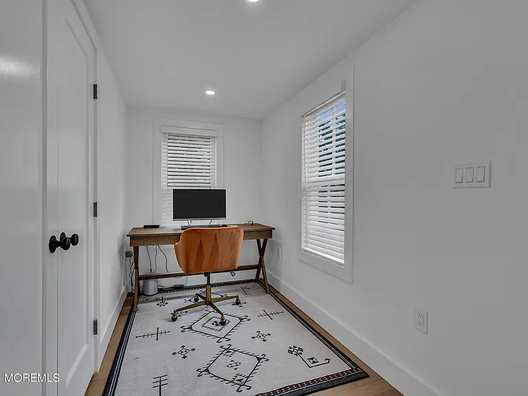 64 Webb Ave — Photo 13