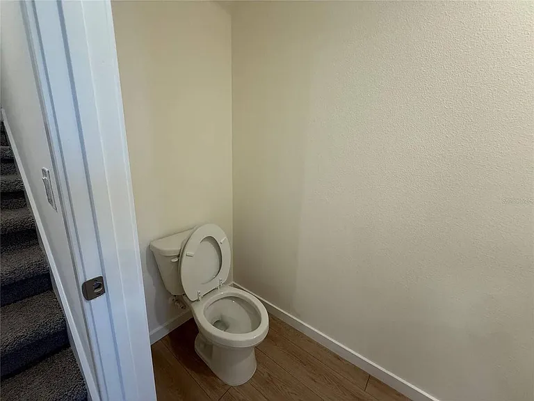 599 Preston Cove Dr — Photo 17