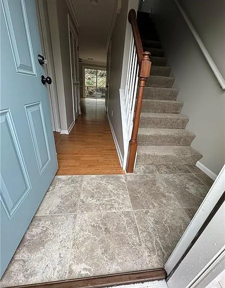 146 Bridge View Dr — Photo 2
