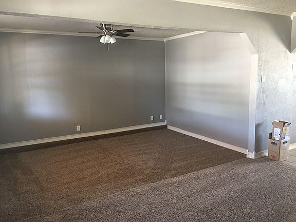 3rd image of 1202 Doran Dr