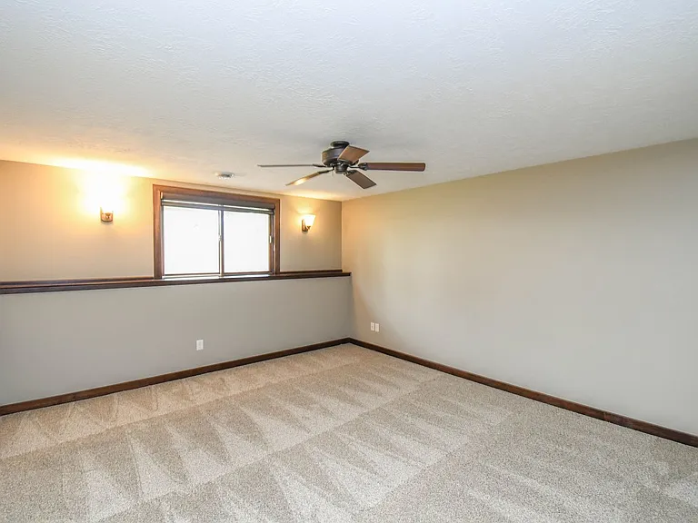 3436 W 84th Pl — Photo 41