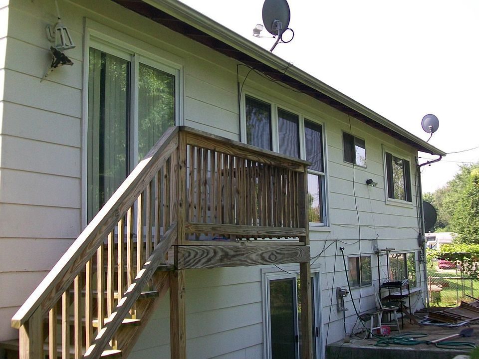 2nd image of 2215 Montagne Dr