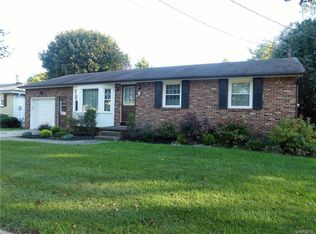 14 Camner Ave, Lancaster, NY 14086