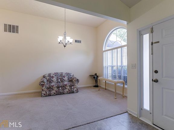 4th image of 1142 Autumn Glen Way