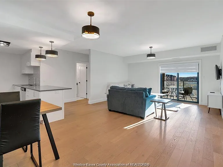 2550 Sandwich West Pkwy #402 — Photo 7