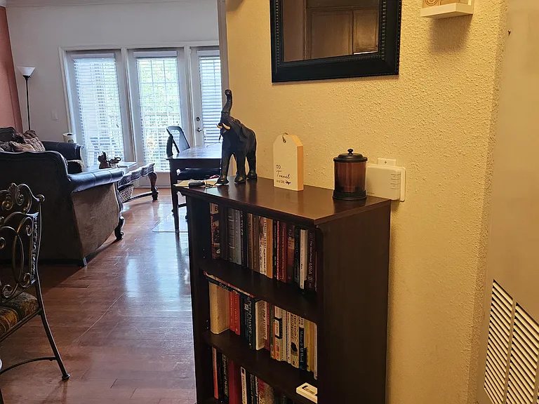 11800 Old Georgetown Rd #11 — Photo 3