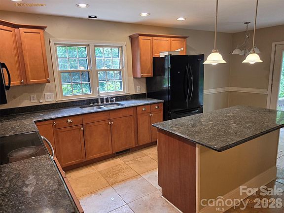5th image of 10416 Doylestown Rd