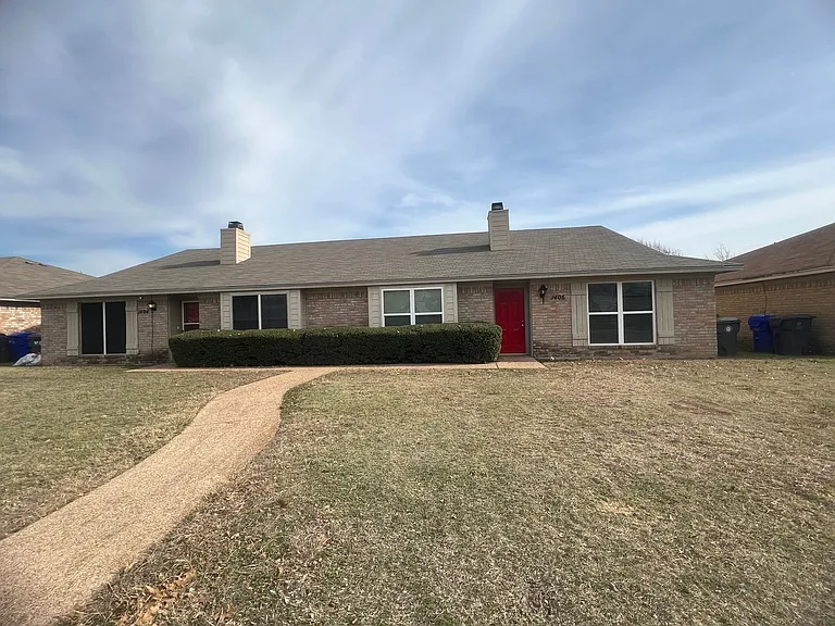 1406 Chapel Downs Rd — Photo 2