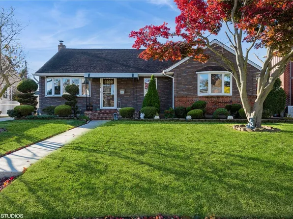 3010 Terrace Road, Wantagh, NY 11793