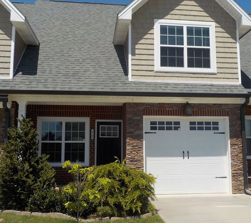 1st image of 1735 Stone Castle Dr NE