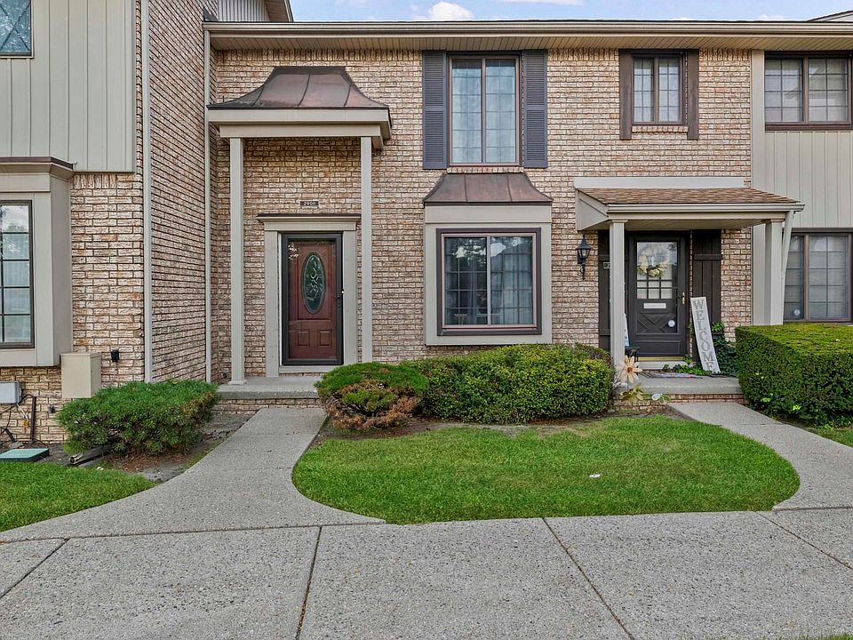 29011 Scarborough Dr, photo 2