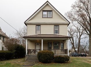 119 Erie St, Elyria, OH 44035