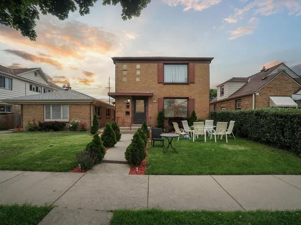 3371 S 16th STREET, Milwaukee, WI 53215