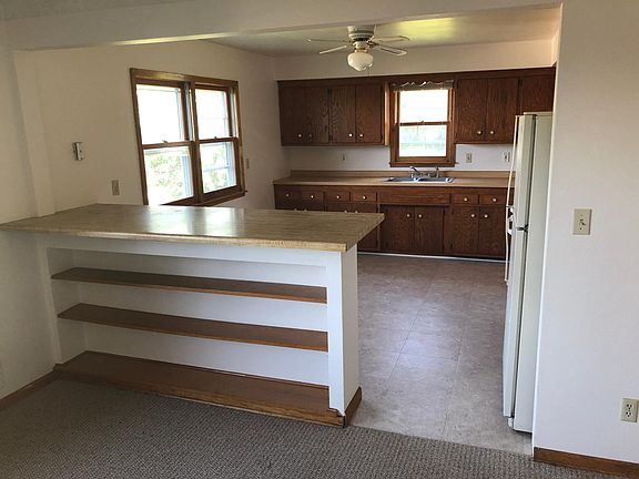 5th image of 804 8th Ave S #2