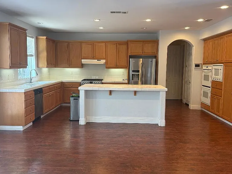 3621 Golden Pond Dr — Photo 5