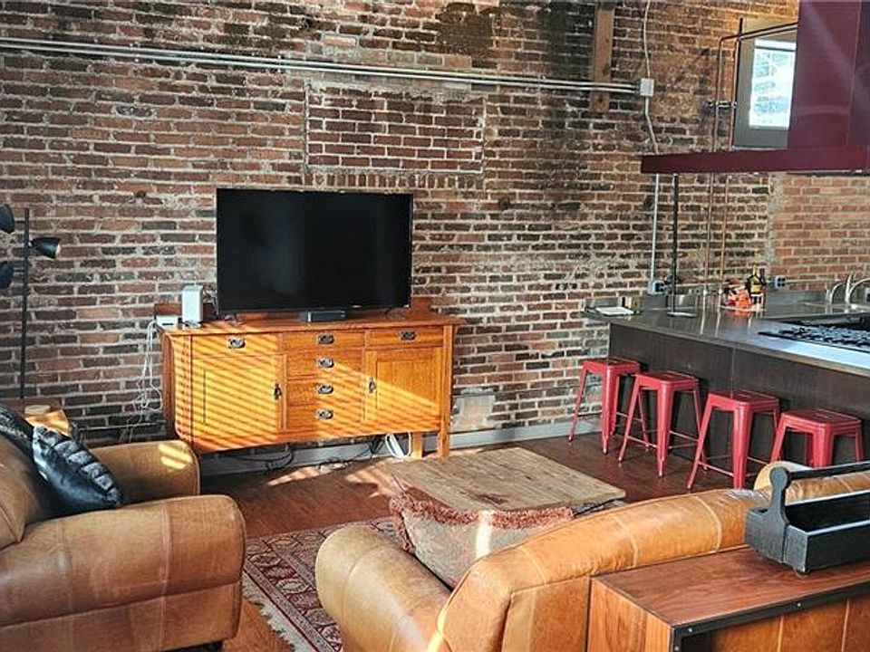 1st image of 693 W North St #2
