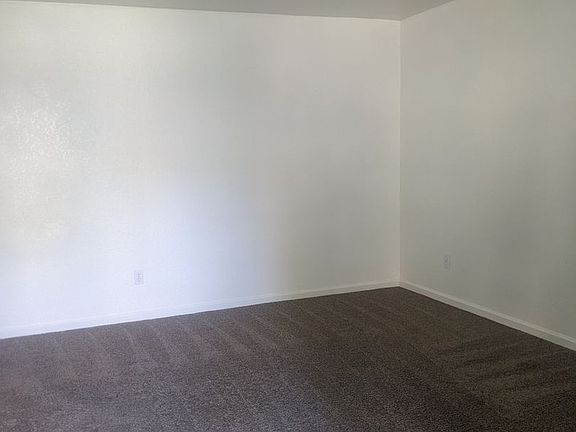 4th image of 7808 N Laurelglen Blvd APT B