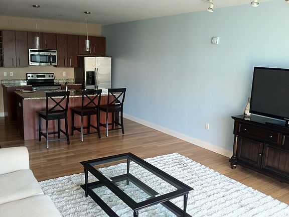 4th image of 100 E Gay St #7F