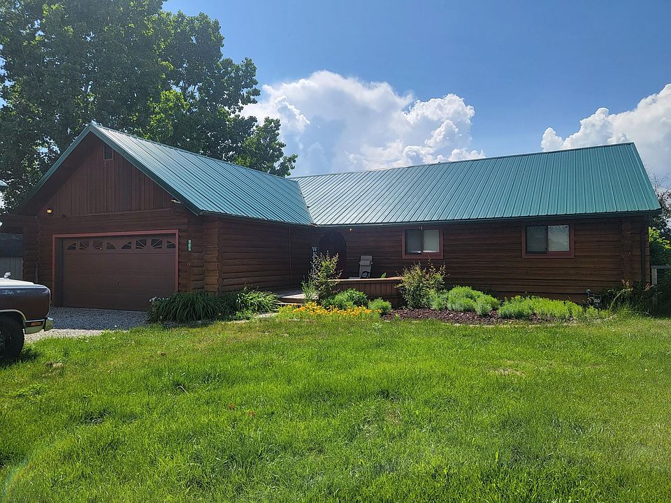 1st image of 965 Ponderosa Dr