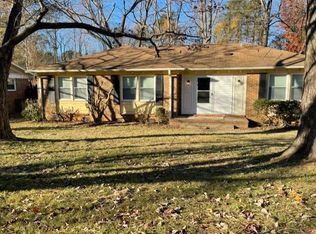 2507 Fernbrook Rd, Greensboro, NC 27405