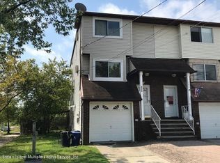 266 Slater Blvd, Staten Island, NY 10305