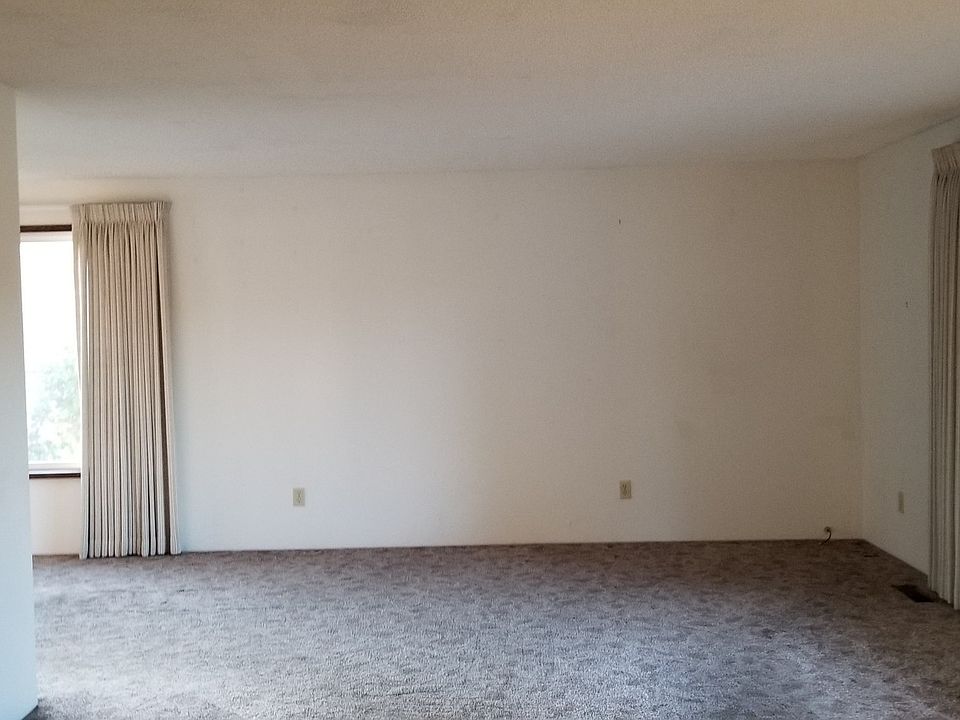 1st image of 437 Indian Ln