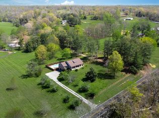 1249 White Rd, Bon Aqua, TN 37025