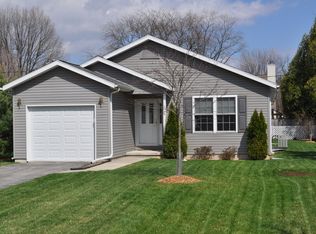 708 Tappan St, Maumee, OH 43537