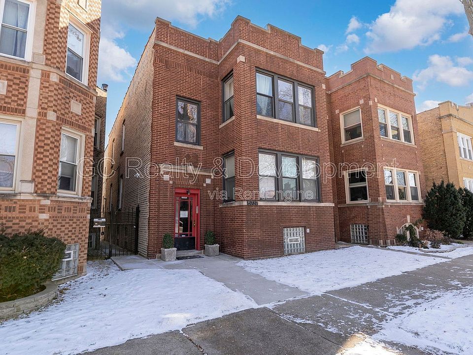1st image of 5737 N Washtenaw Ave Unit 2