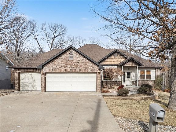 2nd image of 58 Sidlaw Hills Dr