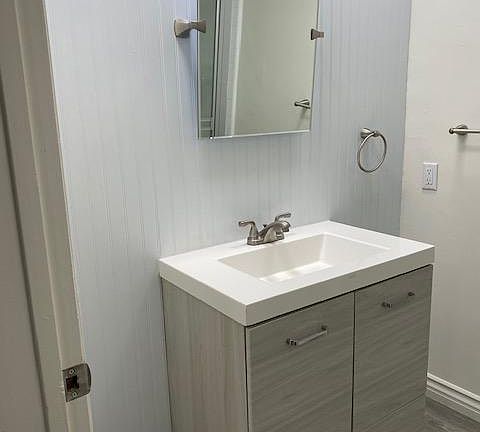 4th image of 3738 Sawtelle Blvd #1