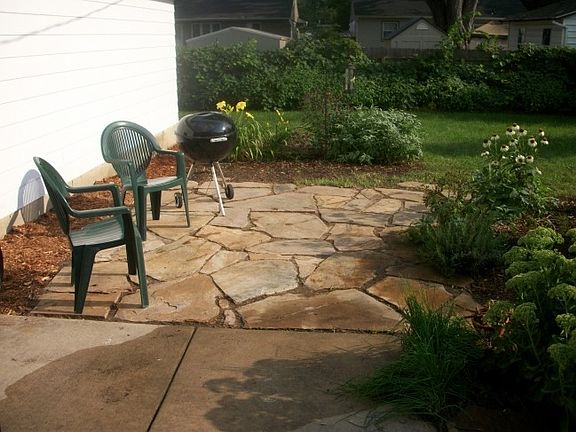 2nd image of 3717 Sussex Ln