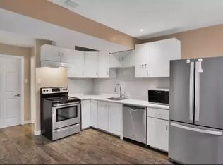 81 Nolanhurst Cres NW #1A, Calgary, AB T3R0Z3