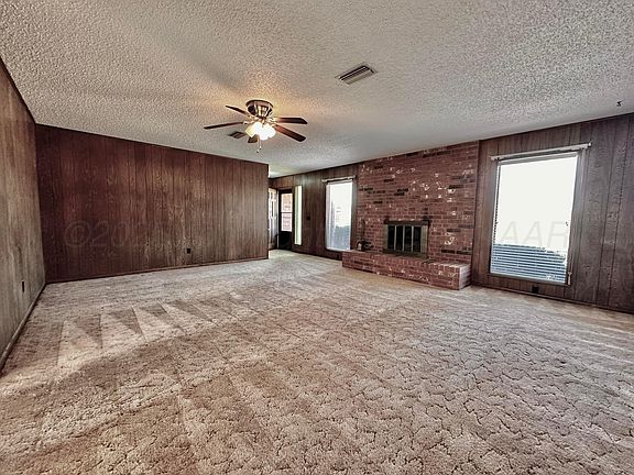 3rd image of 611 Forrest Dr