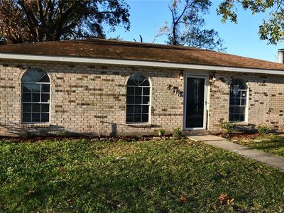 2416 Elizabeth Ct, Violet, LA, 70092