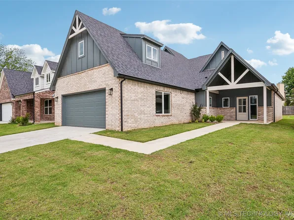 2504 W Birmingham St, Broken Arrow, OK 74011