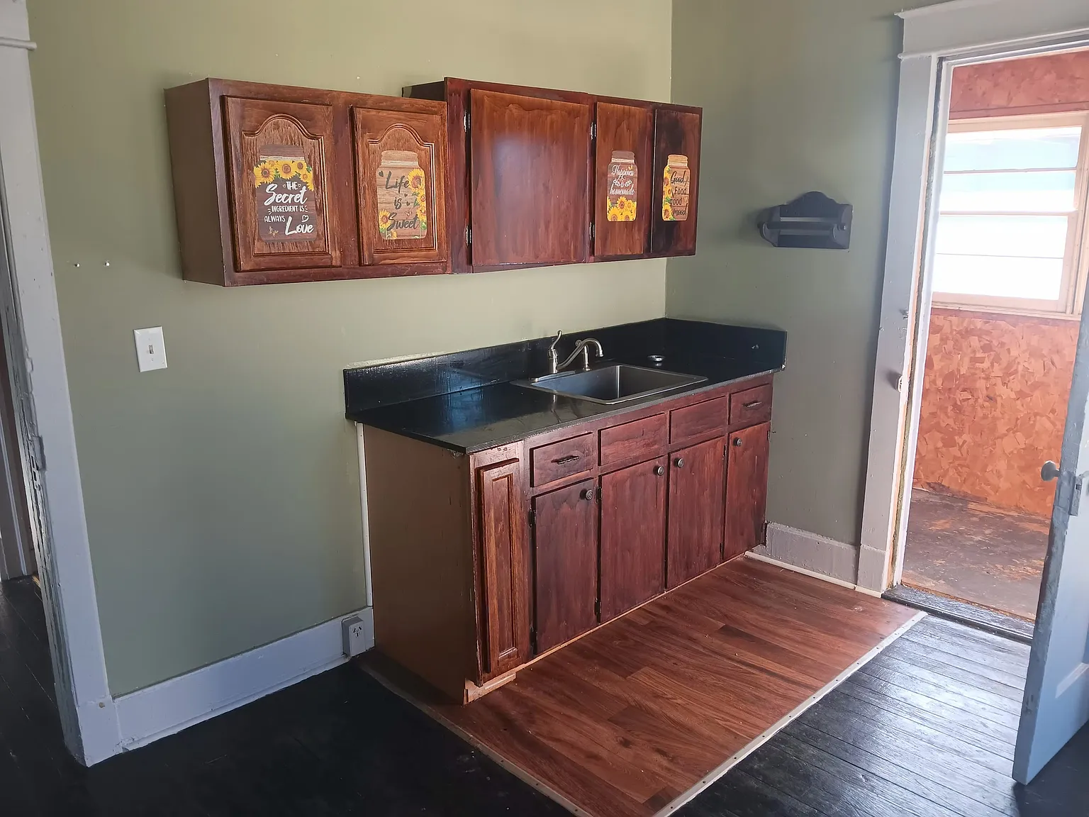 2 bed, 950 sqft, $775 — Photo 4