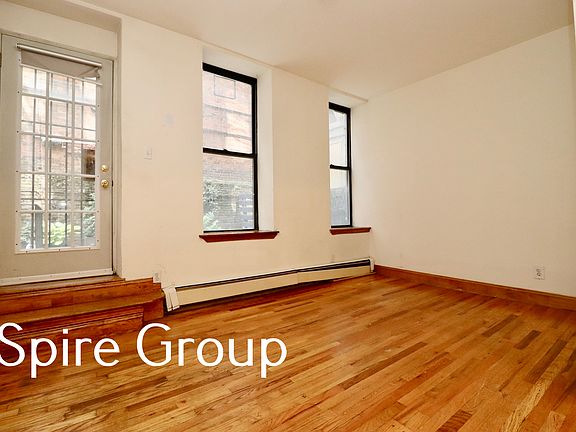 2nd image of 814 10th Ave APT 1B