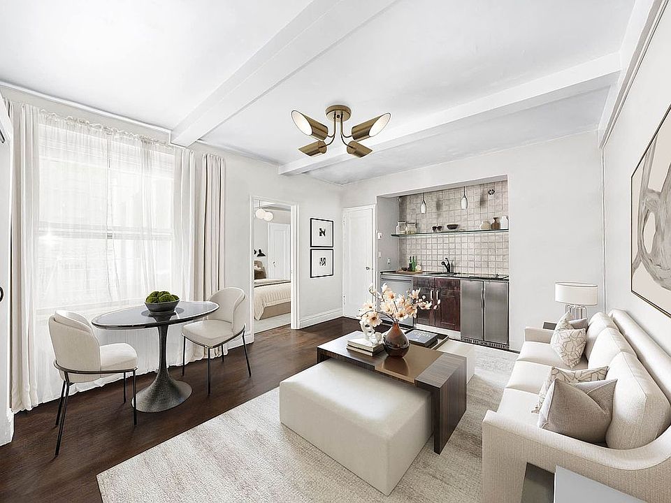1st image of 325 W 45th St #320