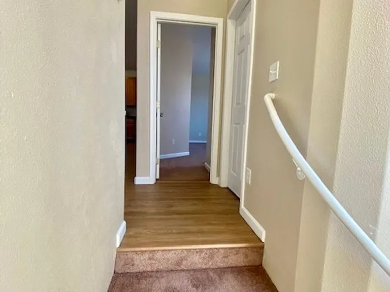 1301 Esmond Ave — Photo 9