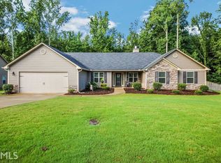 1460 Fieldstone Ct, Winder, GA 30680