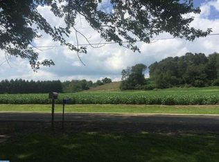 517 Middle Rd, Elysburg, PA 17824