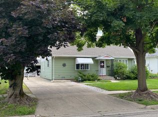 331 Becking Ave, Woodstock, IL 60098