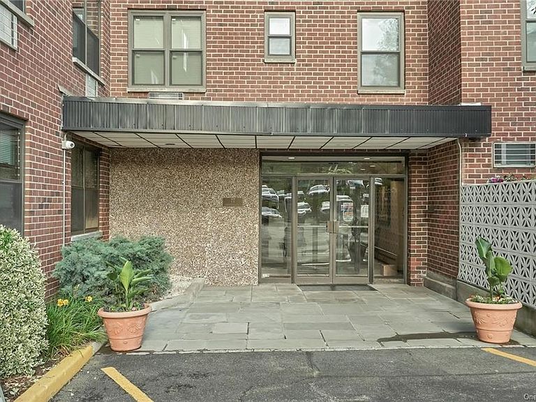 homes for rent in mount kisco ny