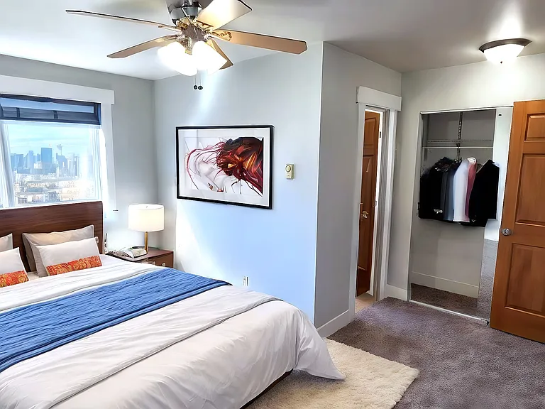 Hawaiian Apartments — Photo 24