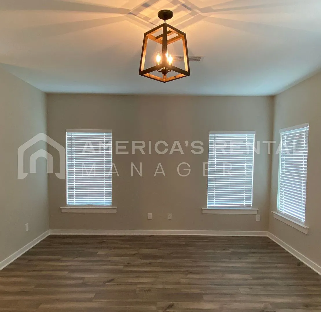 Home for Rent in Odenville, AL! — Photo 3
