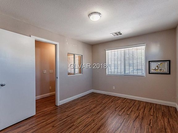 2nd image of 6028 Aripeka St